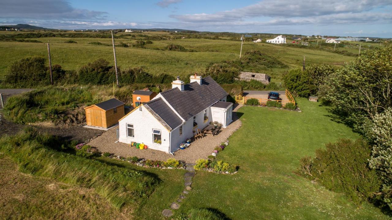 Yellow Cottage, Doolin Knockfin Cross Roads Exterior photo